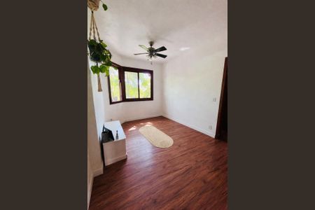 Sala de apartamento para alugar com 3 quartos, 78m² em Petrópolis, Porto Alegre