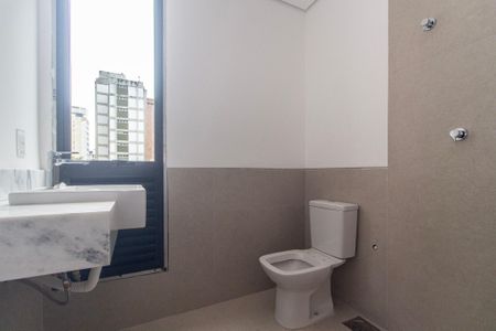 Apartamento à venda com 68m², 2 quartos e 2 vagasBanheiro da Suíte