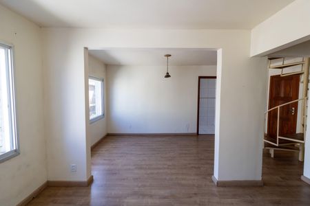 Apartamento à venda com 90m², 2 quartos e sem vagaSala