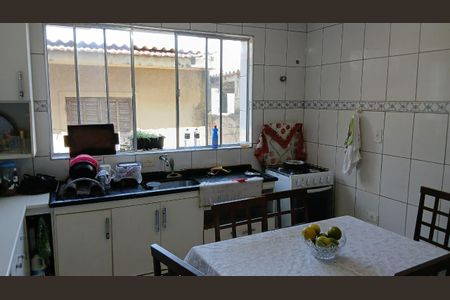 Casa à venda com 4 quartos, 125m² em Vila Curuçá, Santo André