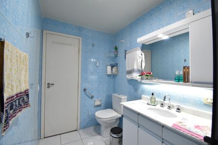 Apartamento para alugar com 124m², 3 quartos e 1 vagaBanheiro 