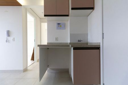 Apartamento para alugar com 33m², 2 quartos e sem vaga Apartamento para alugar com 33m², 2 quartos e sem vagaSala, Cozinha e área de serviço