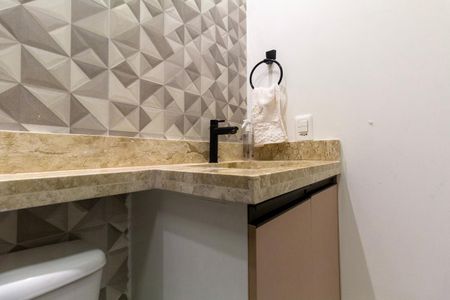 Apartamento para alugar com 33m², 2 quartos e sem vaga Apartamento para alugar com 33m², 2 quartos e sem vagaBanheiro