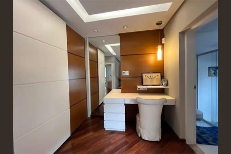 Casa à venda com 400m², 3 quartos e 5 vagas