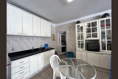 Casa à venda com 400m², 3 quartos e 5 vagas