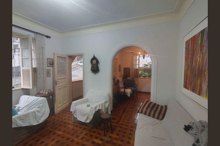 Casa à venda com 3 quartos, 180m² em Lourdes, Belo Horizonte