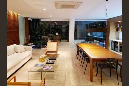 Apartamento à venda com 2 quartos, 83m² em Leblon, Rio de Janeiro