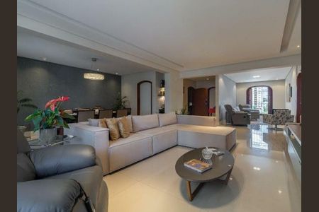 Apartamento à venda com 3 quartos, 225m² em Vila Clementino, São Paulo