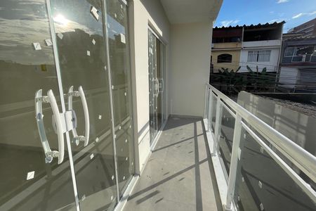 Casa para alugar com 60m², 2 quartos e 1 vaga Casa para alugar com 60m², 2 quartos e 1 vagaVaranda