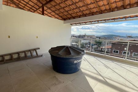 Casa para alugar com 60m², 2 quartos e 1 vaga Casa para alugar com 60m², 2 quartos e 1 vagaTerraço