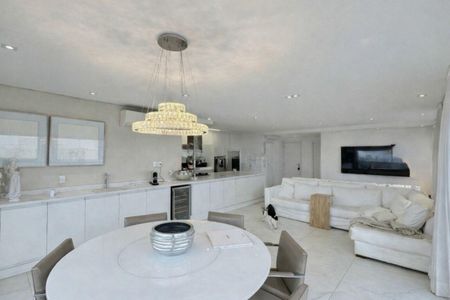 Apartamento à venda com 131m², 3 quartos e 2 vagas