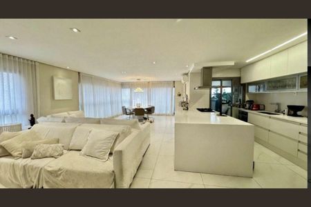 Apartamento à venda com 3 quartos, 131m² em Campo Belo, São Paulo