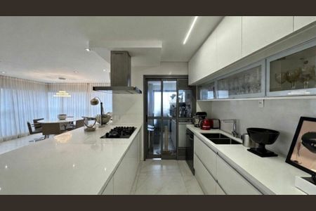 Apartamento à venda com 131m², 3 quartos e 2 vagas