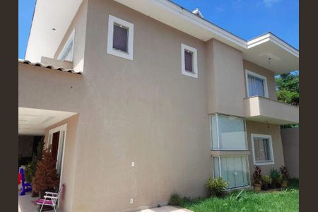 Casa à venda com 4 quartos, 350m² em Vargem Grande, Rio de Janeiro