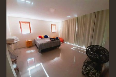 Casa à venda com 4 quartos, 350m² em Vargem Grande, Rio de Janeiro