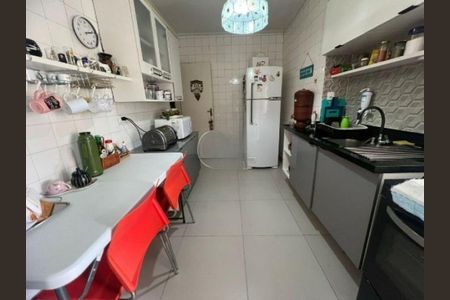 Apartamento à venda com 95m², 3 quartos e sem vaga
