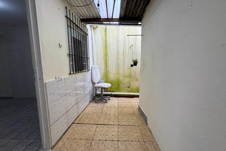Casa à venda com 60m², 3 quartos e sem vagaÁrea de Serviço ( casa 1 e 2 ) 