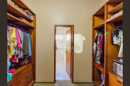 Casa à venda com 3 quartos, 325m² em Alphaville, Santana de Parnaíba