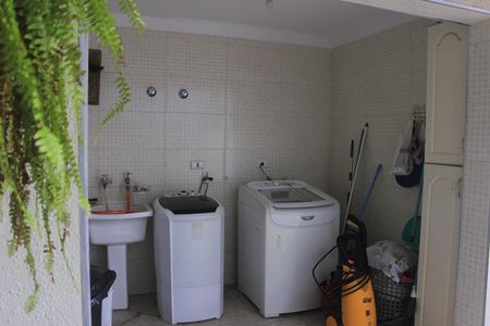 Casa à venda com 385m², 4 quartos e 7 vagasÁrea de Serviço