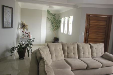 Sala de casa para alugar com 4 quartos, 385m² em Vila Fatima, Guarulhos