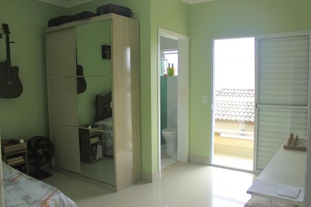 Casa à venda com 385m², 4 quartos e 7 vagasSuite 2