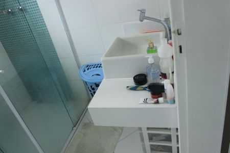 Casa à venda com 385m², 4 quartos e 7 vagasBanheiro da Suíte 3