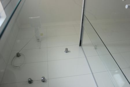 Casa à venda com 385m², 4 quartos e 7 vagasBanheiro da Suíte 4