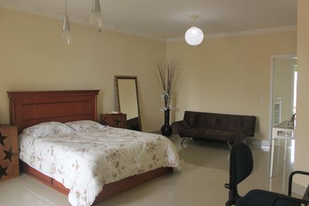 Casa à venda com 385m², 4 quartos e 7 vagasSuíte 4