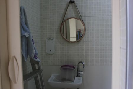 Casa à venda com 385m², 4 quartos e 7 vagasBanheiro de Serviço