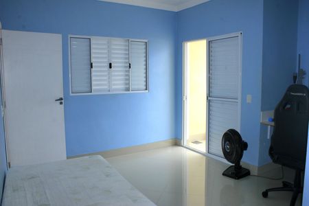 Casa à venda com 385m², 4 quartos e 7 vagasSuíte 3