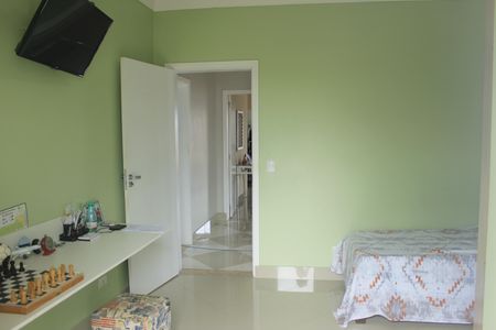 Casa à venda com 385m², 4 quartos e 7 vagasSuite 2