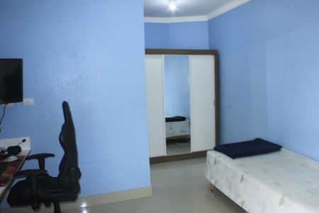 Casa à venda com 385m², 4 quartos e 7 vagasSuíte 3