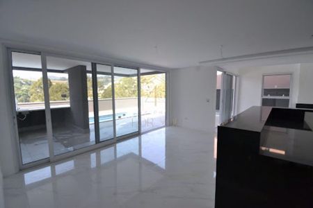 Casa de Condomínio à venda com 4 quartos, 320m² em Tamboré, Santana de Parnaíba