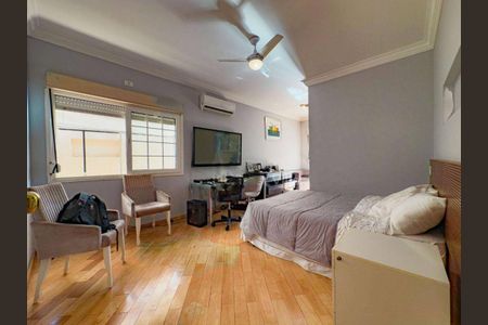 Casa à venda com 266m², 3 quartos e 4 vagas