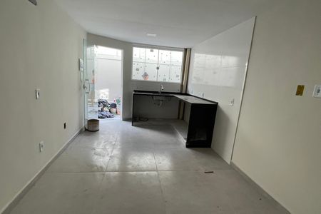 Casa para alugar com 60m², 2 quartos e 1 vagaSala