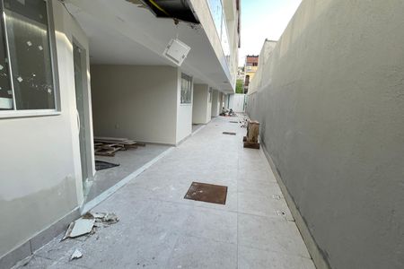 Casa para alugar com 60m², 2 quartos e 1 vagaQuintal