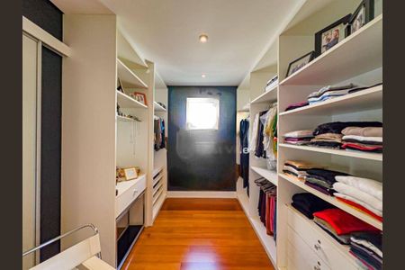 Casa à venda com 3 quartos, 370m² em Residencial Onze (Alphaville), Santana de Parnaíba