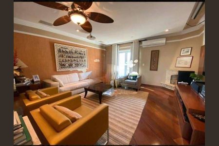 Casa à venda com 399m², 4 quartos e 4 vagas