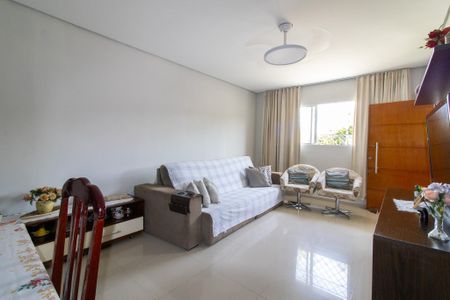 Casa à venda com 190m², 3 quartos e 2 vagas