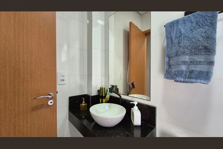 Apartamento para alugar com 104m², 2 quartos e 1 vaga Apartamento para alugar com 104m², 2 quartos e 1 vagaBanheiro