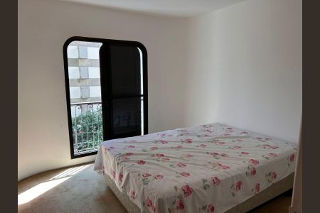 Quarto de apartamento para alugar com 2 quartos, 85m² em Itaim Bibi, São Paulo