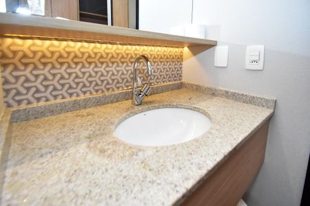 banheiro de kitnet/studio à venda com 1 quarto, 24m² em Vila Madalena, São Paulo