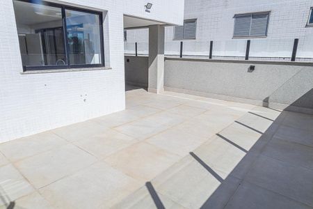 Apartamento à venda com 264m², 4 quartos e 3 vagas Apartamento à venda com 264m², 4 quartos e 3 vagasArea privativa