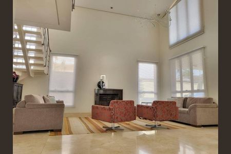 Casa à venda com 500m², 3 quartos e 6 vagas