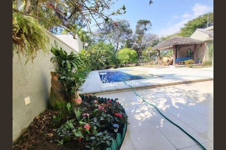 Casa à venda com 500m², 3 quartos e 6 vagas