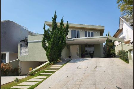 Casa à venda com 500m², 3 quartos e 6 vagas