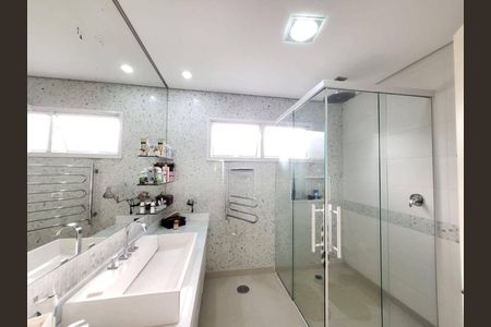 Casa à venda com 500m², 3 quartos e 6 vagas