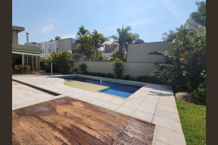 Casa à venda com 500m², 3 quartos e 6 vagas