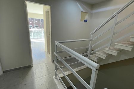 Corredor de casa para alugar com 2 quartos, 60m² em Parque Pauliceia, Duque de Caxias