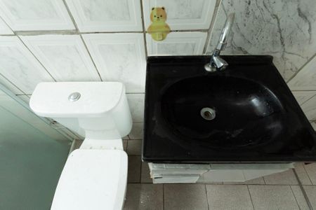 Casa para alugar com 80m², 2 quartos e 3 vagasBanheiro 